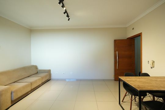 Sala de apartamento para alugar com 2 quartos, 75m² em Santa Maria, Santo André