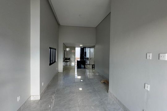 Sala e cozinha  de casa à venda com 3 quartos, 200m² em Colônia Agrícola Samambaia, Brasília