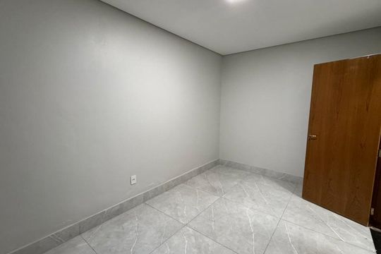 Quarto 2  de casa à venda com 3 quartos, 200m² em Colônia Agrícola Samambaia, Brasília