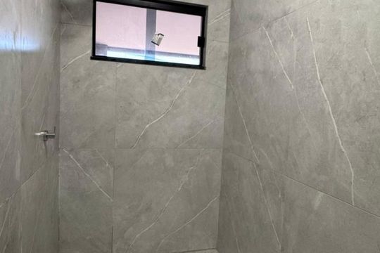 Lavabo  de casa à venda com 3 quartos, 200m² em Colônia Agrícola Samambaia, Brasília