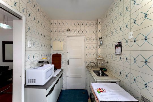 Apartamento para alugar com 2 quartos, 85m² em Humaitá, Rio de Janeiro