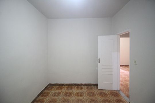 Quarto de casa para alugar com 2 quartos, 100m² em Rocha Sobrinho, Mesquita