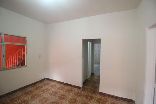 Sala de casa para alugar com 2 quartos, 100m² em Rocha Sobrinho, Mesquita