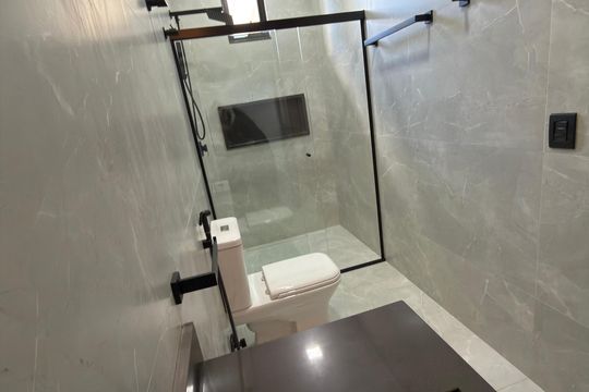 Suite quarto 1 de casa de condomínio à venda com 3 quartos, 248m² em Setor Habitacional Vicente Pires, Brasília