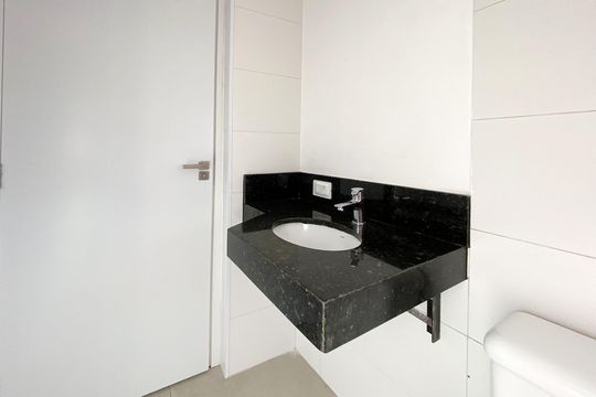 Banheiro da Suíte de apartamento para alugar com 1 quarto, 40m² em Barro Preto, Belo Horizonte