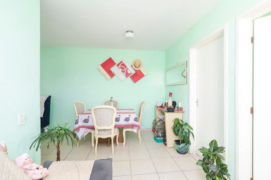 Sala de apartamento à venda com 2 quartos, 49m² em Jardim Guaianazes, São Paulo