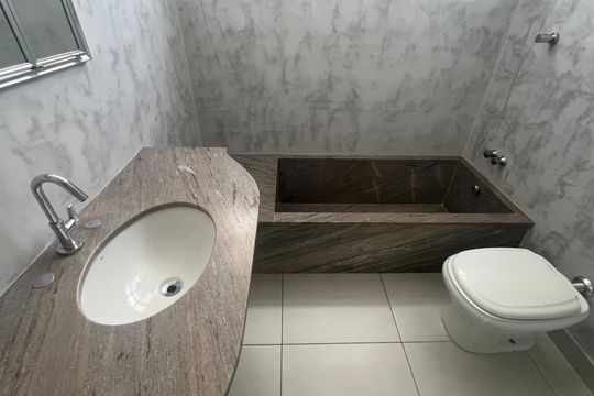 Apartamento para alugar com 3 quartos, 160m² em Centro, Campinas