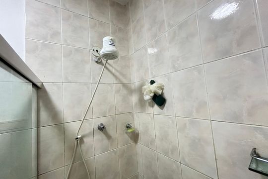 Banheiro Social de casa à venda com 5 quartos, 8635m² em Vila Valqueire, Rio de Janeiro