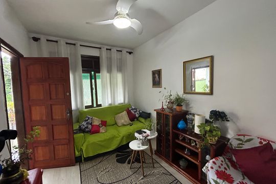 Sala de casa à venda com 5 quartos, 8635m² em Vila Valqueire, Rio de Janeiro
