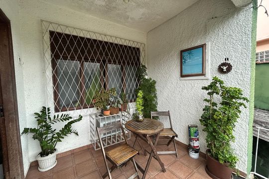 Varanda de casa à venda com 5 quartos, 8635m² em Vila Valqueire, Rio de Janeiro