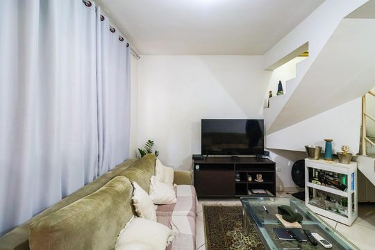 Casa de Condomínio à venda com 2 quartos, 90m² em Vila Pirajussara, São Paulo