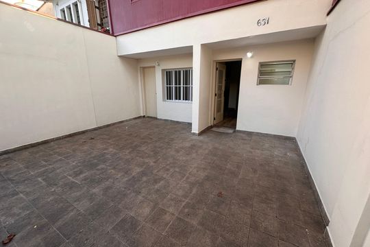 Garagem de casa à venda com 4 quartos, 140m² em Brooklin, São Paulo