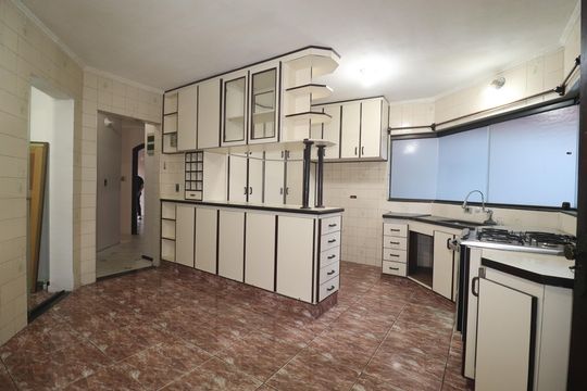 Cozinha de casa à venda com 3 quartos, 177m² em Parque Marajoara, Santo André