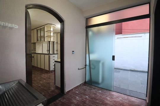 Área de Serviço de casa à venda com 3 quartos, 177m² em Parque Marajoara, Santo André
