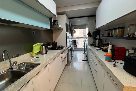 Cozinha de apartamento à venda com 2 quartos, 70m² em Vila Leopoldina, São Paulo
