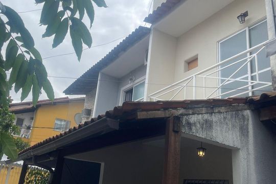 Casa à venda com 3 quartos, 85m² em Curicica, Rio de Janeiro