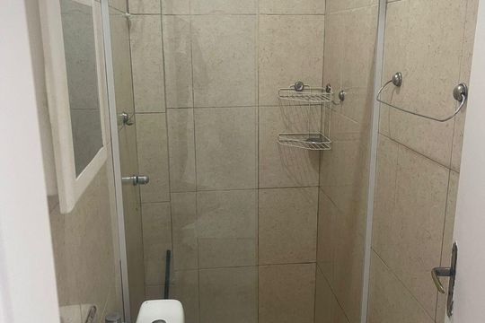 Banheiro de casa à venda com 3 quartos, 85m² em Curicica, Rio de Janeiro
