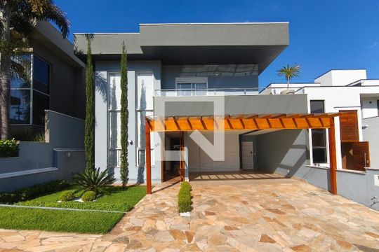 Fachada de casa à venda com 3 quartos, 177m² em Condomínio São Domingos, Campinas