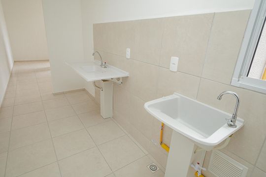 Cozinha de apartamento para alugar com 2 quartos, 42m² em Campo Grande, Rio de Janeiro