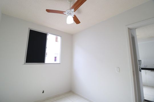 Quarto 2 de apartamento para alugar com 2 quartos, 45m² em Jardim Europa, Uberlândia
