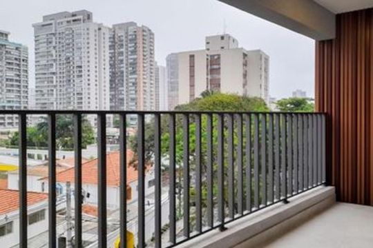 Varanda de kitnet/studio à venda com 1 quarto, 33m² em Jardim das Acacias, São Paulo
