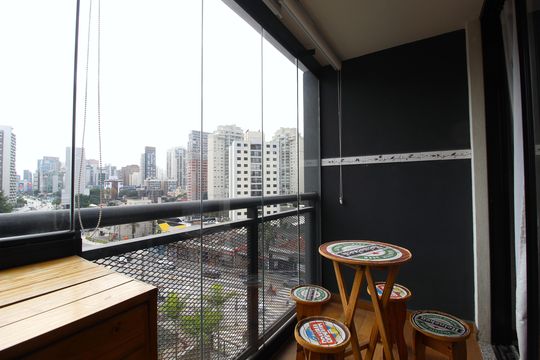 Varanda de apartamento à venda com 1 quarto, 33m² em Itaim Bibi, São Paulo