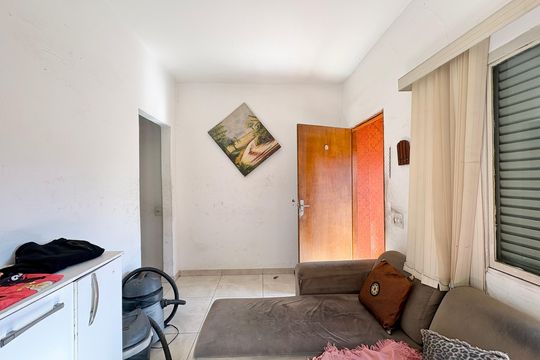 Sala de casa à venda com 2 quartos, 86m² em Moinho Velho, São Paulo