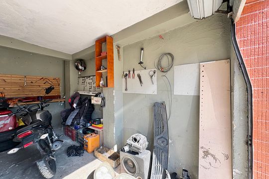 Garagem de casa à venda com 2 quartos, 86m² em Moinho Velho, São Paulo