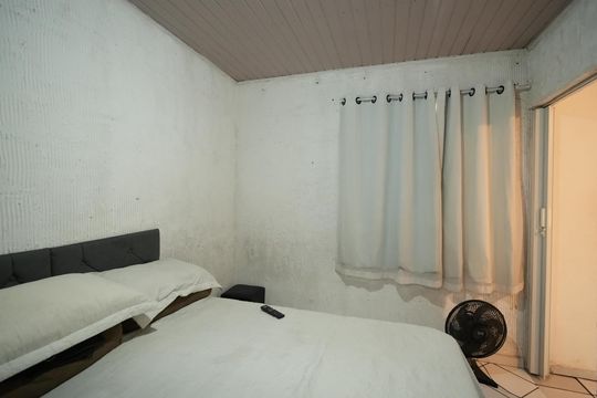 Quarto 2 de casa à venda com 3 quartos, 130m² em Vila Assunção, Santo André
