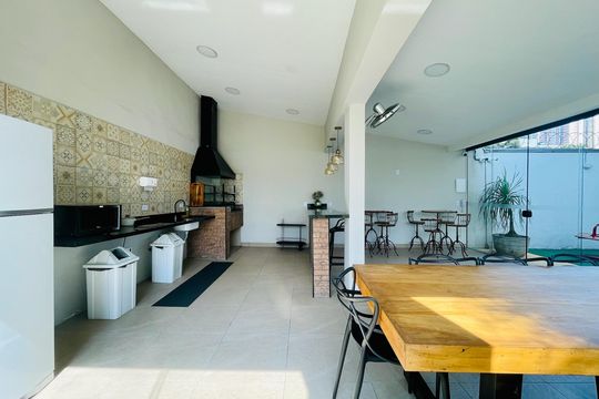 Apartamento à venda com 2 quartos, 83m² em Jardim Flor da Montanha, Guarulhos
