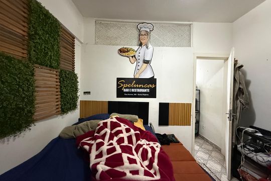 Quarto de apartamento à venda com 1 quarto, 30m² em Santa Ifigênia, São Paulo