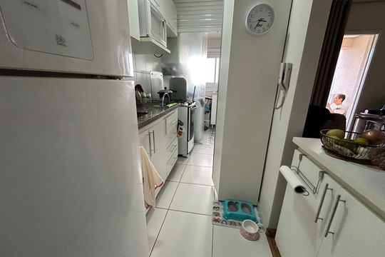 Cozinha de apartamento para alugar com 2 quartos, 70m² em Bethaville I, Barueri