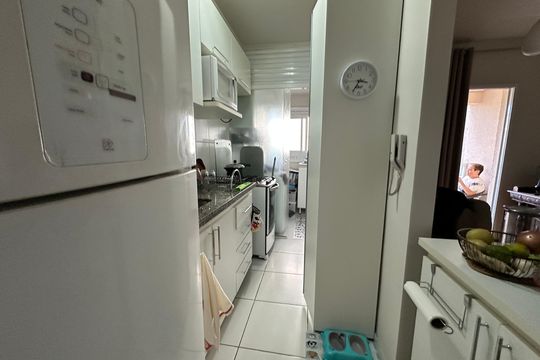 Cozinha de apartamento para alugar com 2 quartos, 70m² em Bethaville I, Barueri