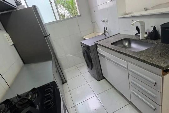 Cozinha de apartamento à venda com 2 quartos, 53m² em Buritis, Belo Horizonte