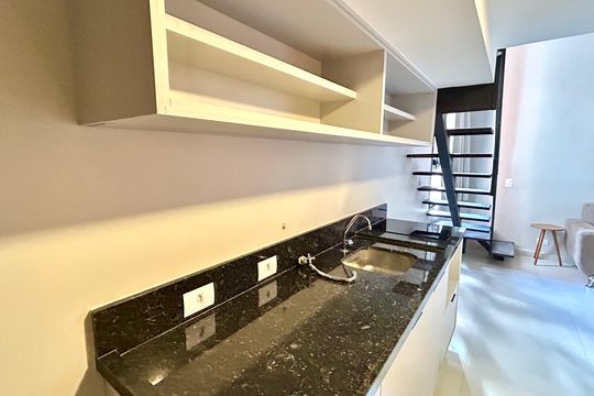 Cozinha de kitnet/studio para alugar com 1 quarto, 34m² em Vila Galvão, Guarulhos