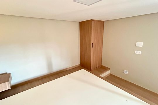 Quarto  de kitnet/studio para alugar com 1 quarto, 34m² em Vila Galvão, Guarulhos