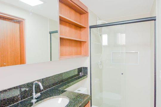 Banheiro de kitnet/studio para alugar com 1 quarto, 34m² em Vila Galvão, Guarulhos