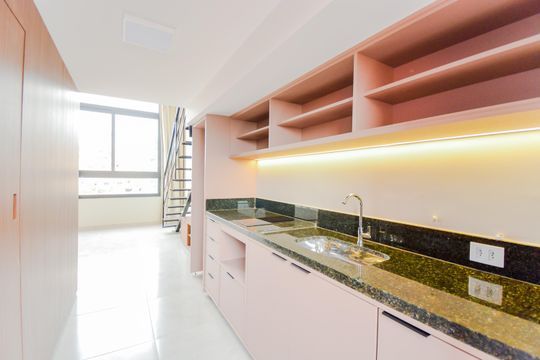 Cozinha de kitnet/studio para alugar com 1 quarto, 34m² em Vila Galvão, Guarulhos