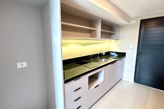 Cozinha de kitnet/studio para alugar com 1 quarto, 34m² em Vila Galvão, Guarulhos