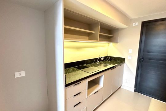 Cozinha de kitnet/studio para alugar com 1 quarto, 34m² em Vila Galvão, Guarulhos
