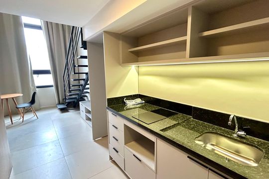 Cozinha de kitnet/studio para alugar com 1 quarto, 34m² em Vila Galvão, Guarulhos