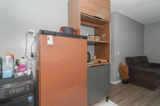 Cozinha de apartamento para alugar com 2 quartos, 40m² em Rubem Berta, Porto Alegre