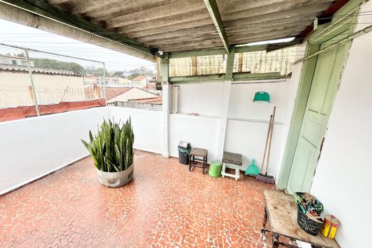 Varanda de casa à venda com 2 quartos, 147m² em Imirim, São Paulo