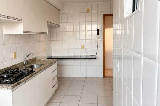 Cozinha de apartamento para alugar com 3 quartos, 87m² em Parque Oeste Industrial, Goiânia