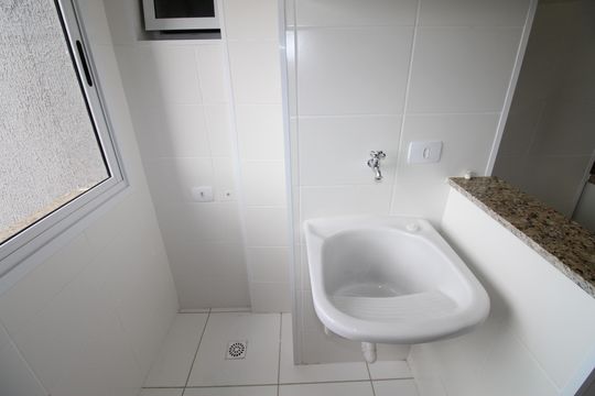 Área de Serviço de apartamento para alugar com 2 quartos, 52m² em Jardim Satélite, São José dos Campos