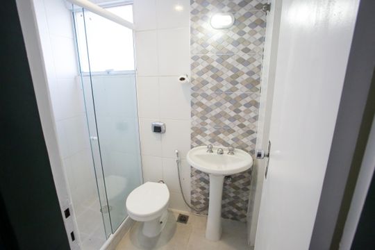 Banheiro de apartamento à venda com 2 quartos, 70m² em Pechincha, Rio de Janeiro