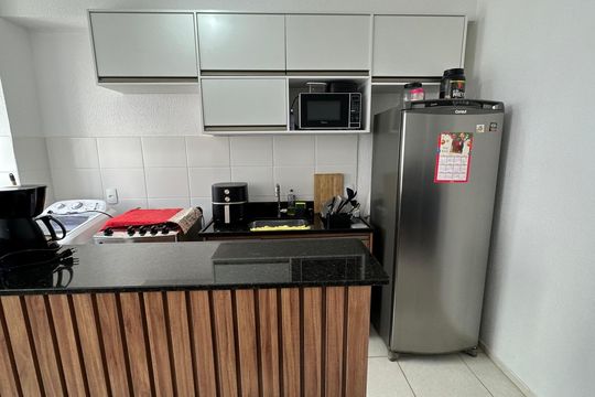 Cozinha de apartamento à venda com 1 quarto, 46m² em Vargem Grande, Rio de Janeiro