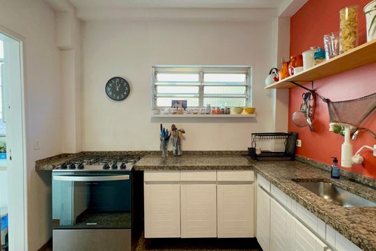 Cozinha de apartamento à venda com 3 quartos, 273m² em Cerqueira César, São Paulo