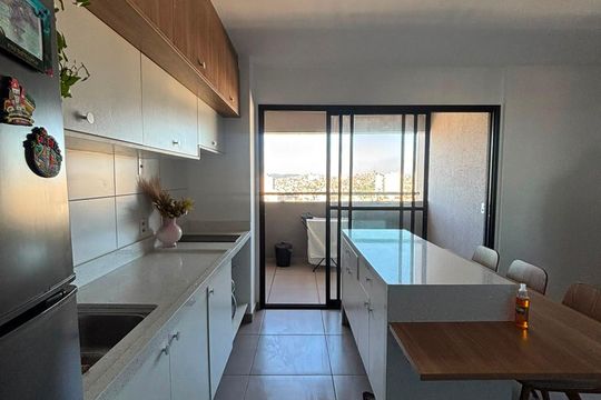Cozinha de apartamento para alugar com 3 quartos, 55m² em Vila Assis Brasil, Mauá