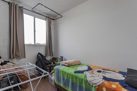 Quarto 1 de apartamento à venda com 2 quartos, 38m² em Rubem Berta, Porto Alegre